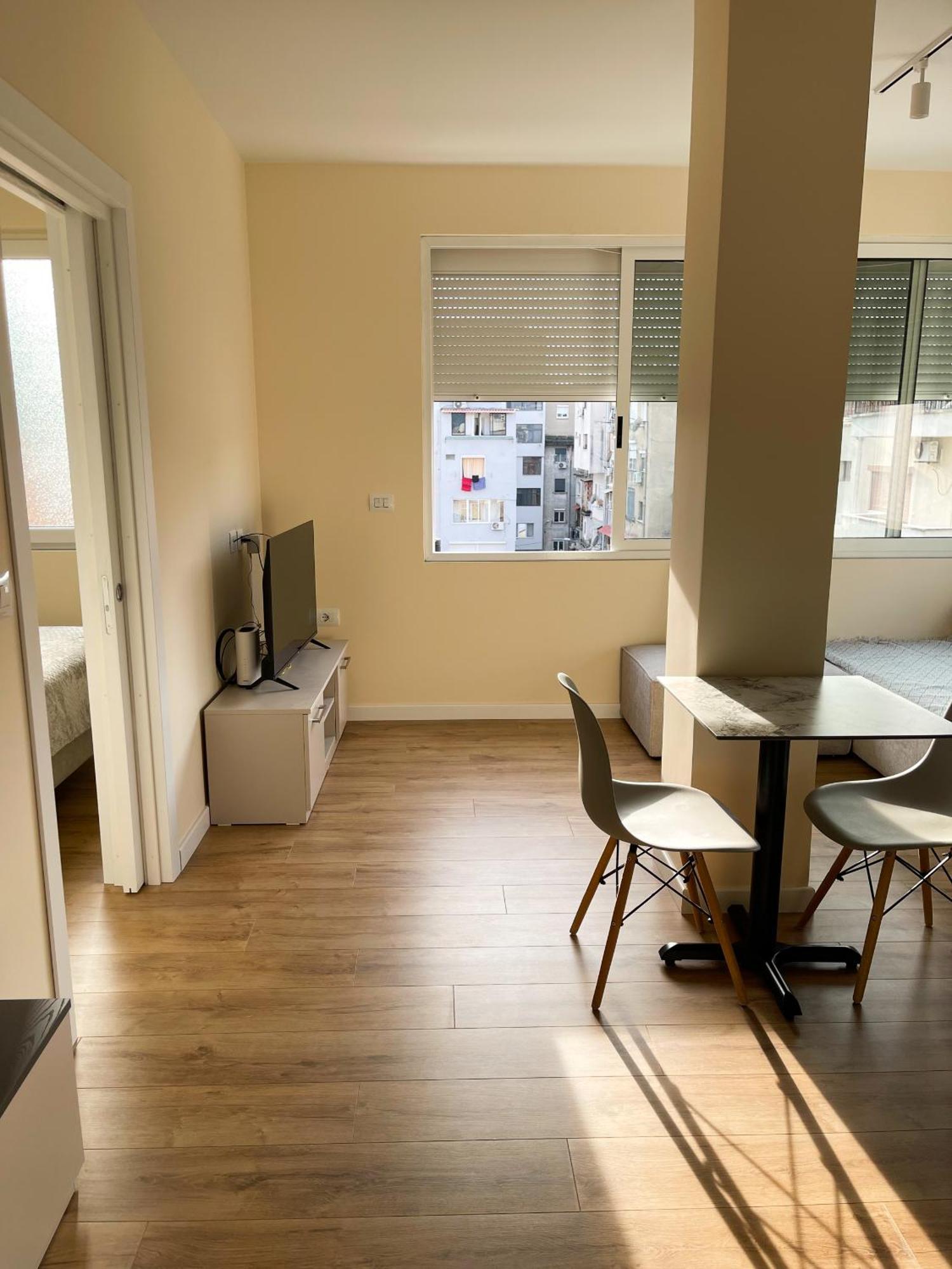 Wanderlust Bazaar Apartamento Tirana